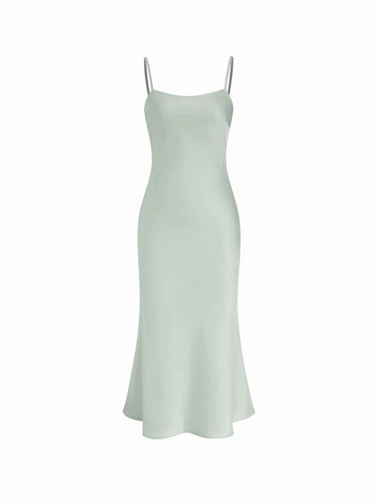 Abito Maxi in Raso con Collo Alto e Maniche a Mantella - Verde