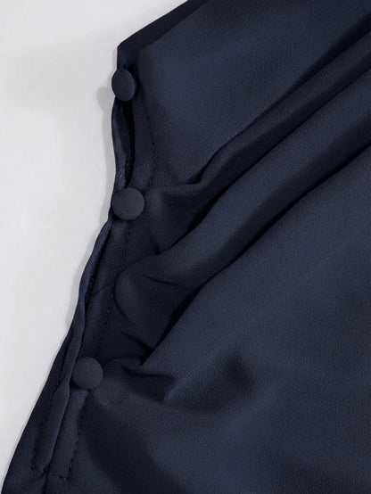 Abito Maxi in Raso con Collo Alto e Maniche a Mantella - Blu scuro