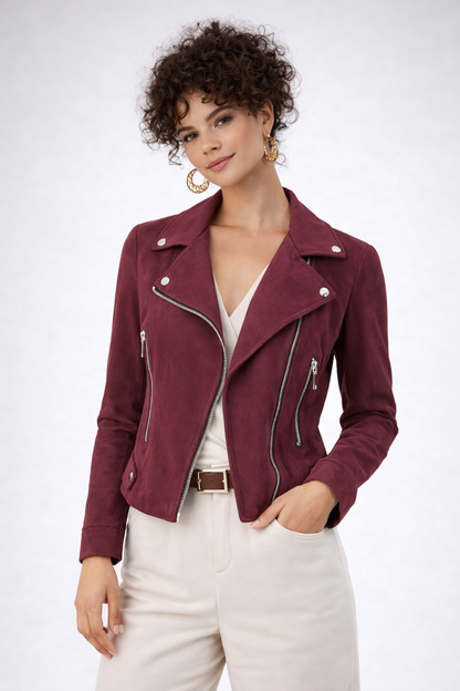 Gonna dritta in finta pelle scamosciata con collo smerlato