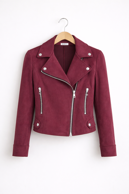 Gonna dritta in finta pelle scamosciata con collo smerlato