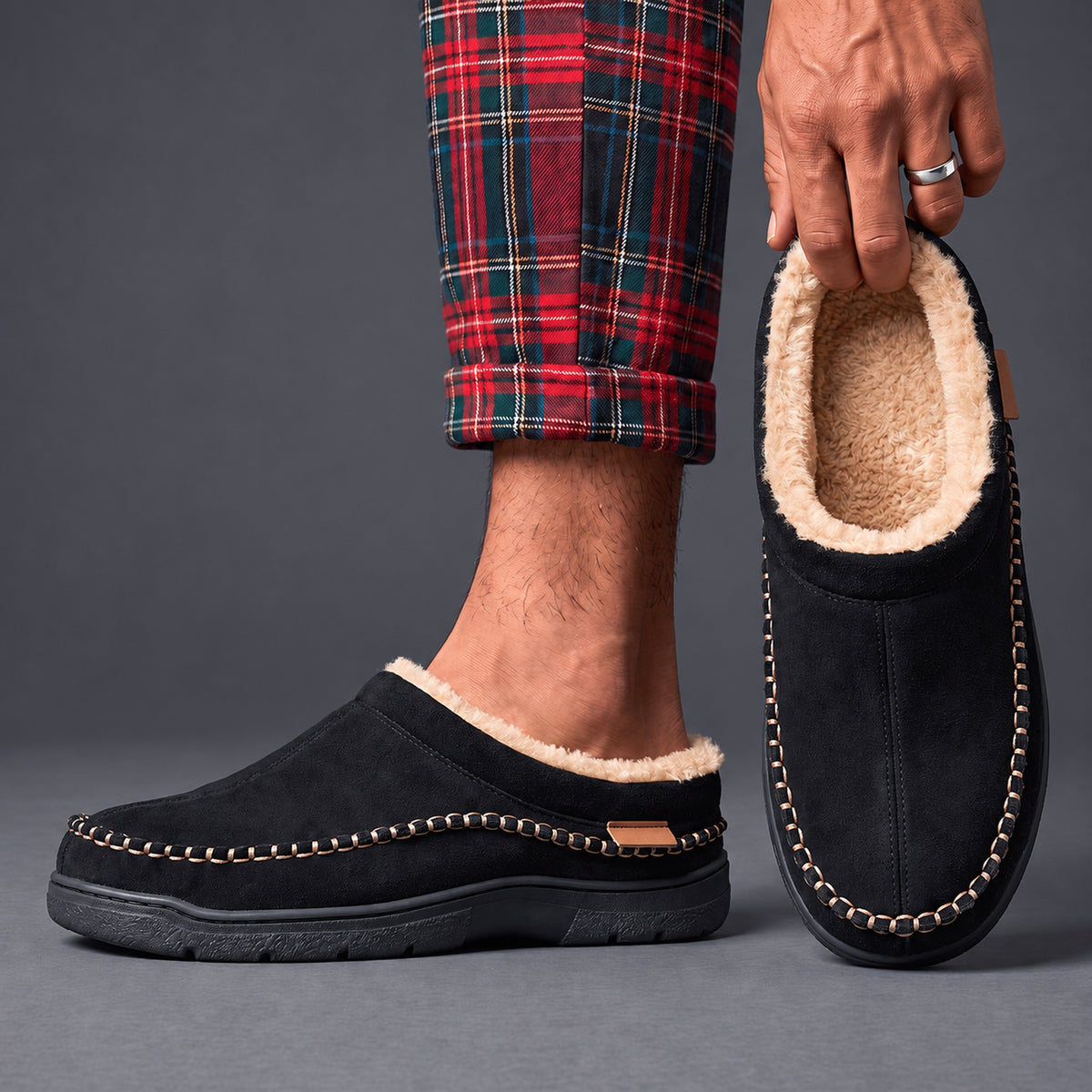 Pantofole Aspen nere indossate