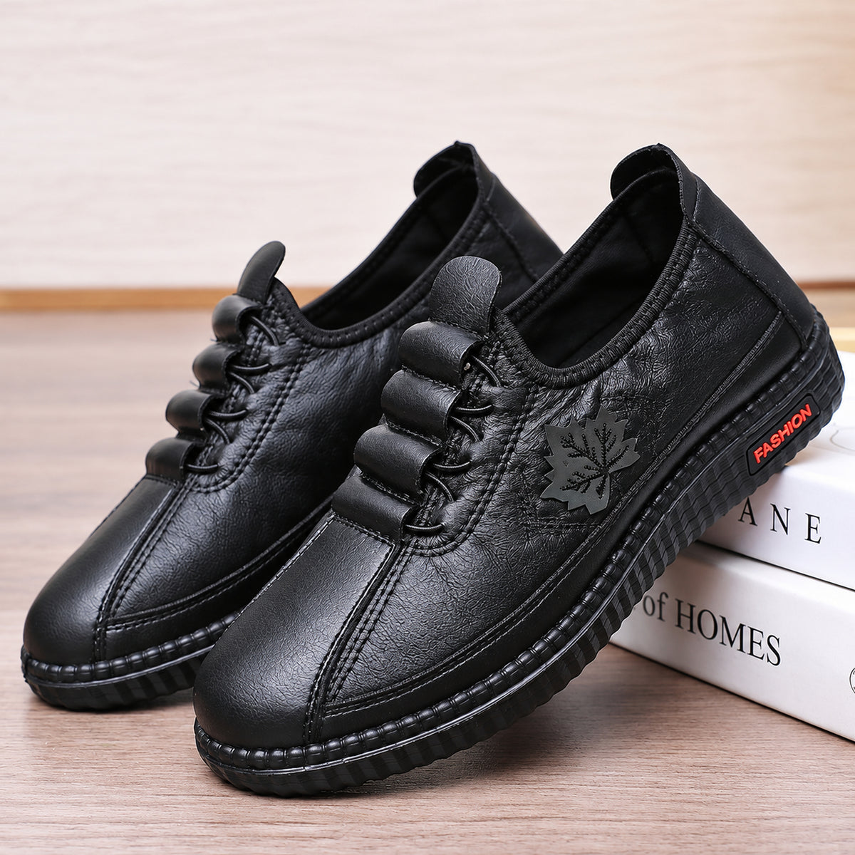 Astrid scarpe slip-on nere - vista laterale