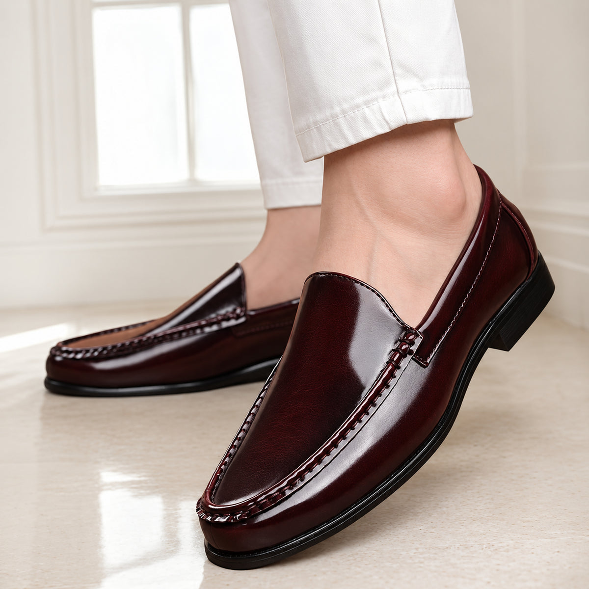 Mocassini Aurelio Bordeaux, dettaglio indossato