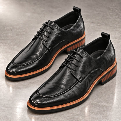 Derby Dante in pelle nera vista coppia
