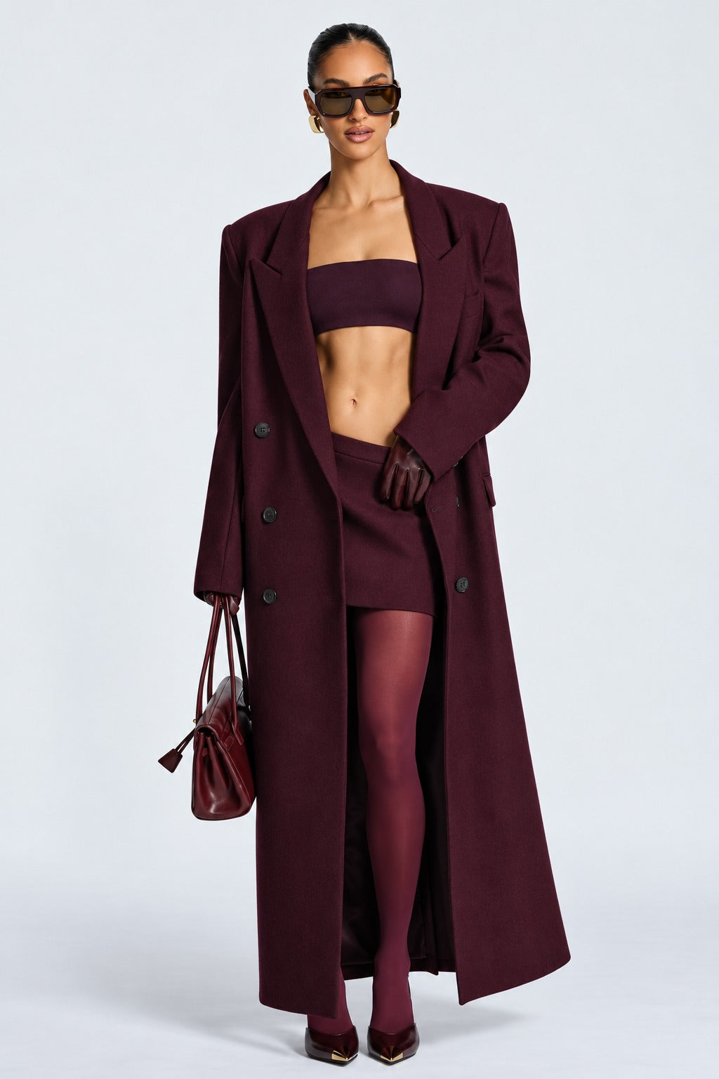 Isabella, cappotto lungo doppiopetto — Bordeaux intenso, vista indossata