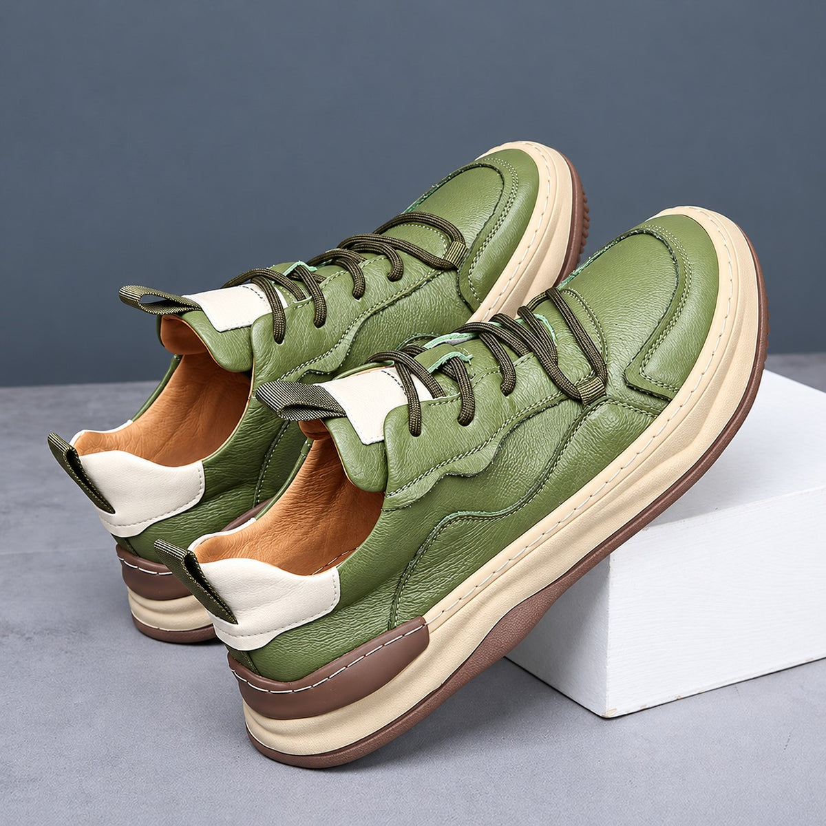 Noble Italiana | Sneakers in vera pelle — Verde, vista 4