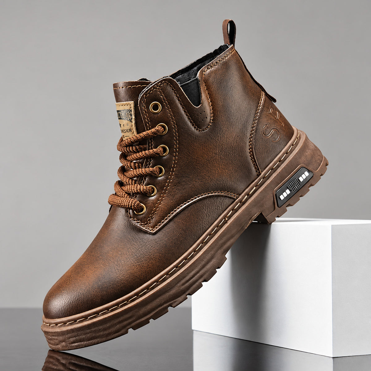 Weston, stivaletti in pelle con zip e lacci — vista 6