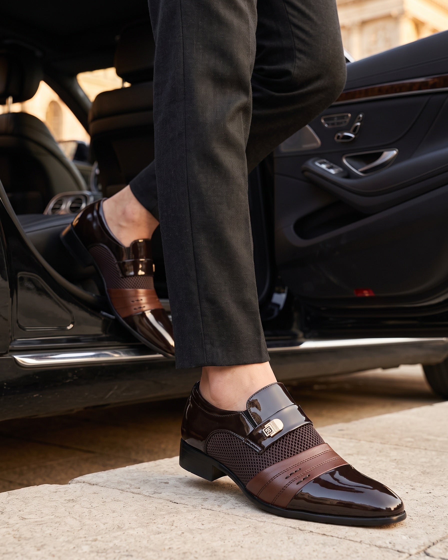 Scarpe Fausto indossate con un look elegante