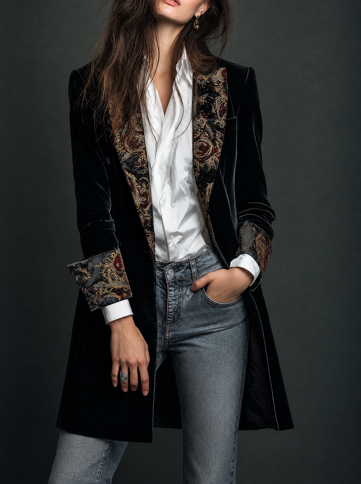 Léontine — Blazer nero slim fit con stampa barocca, vista 1