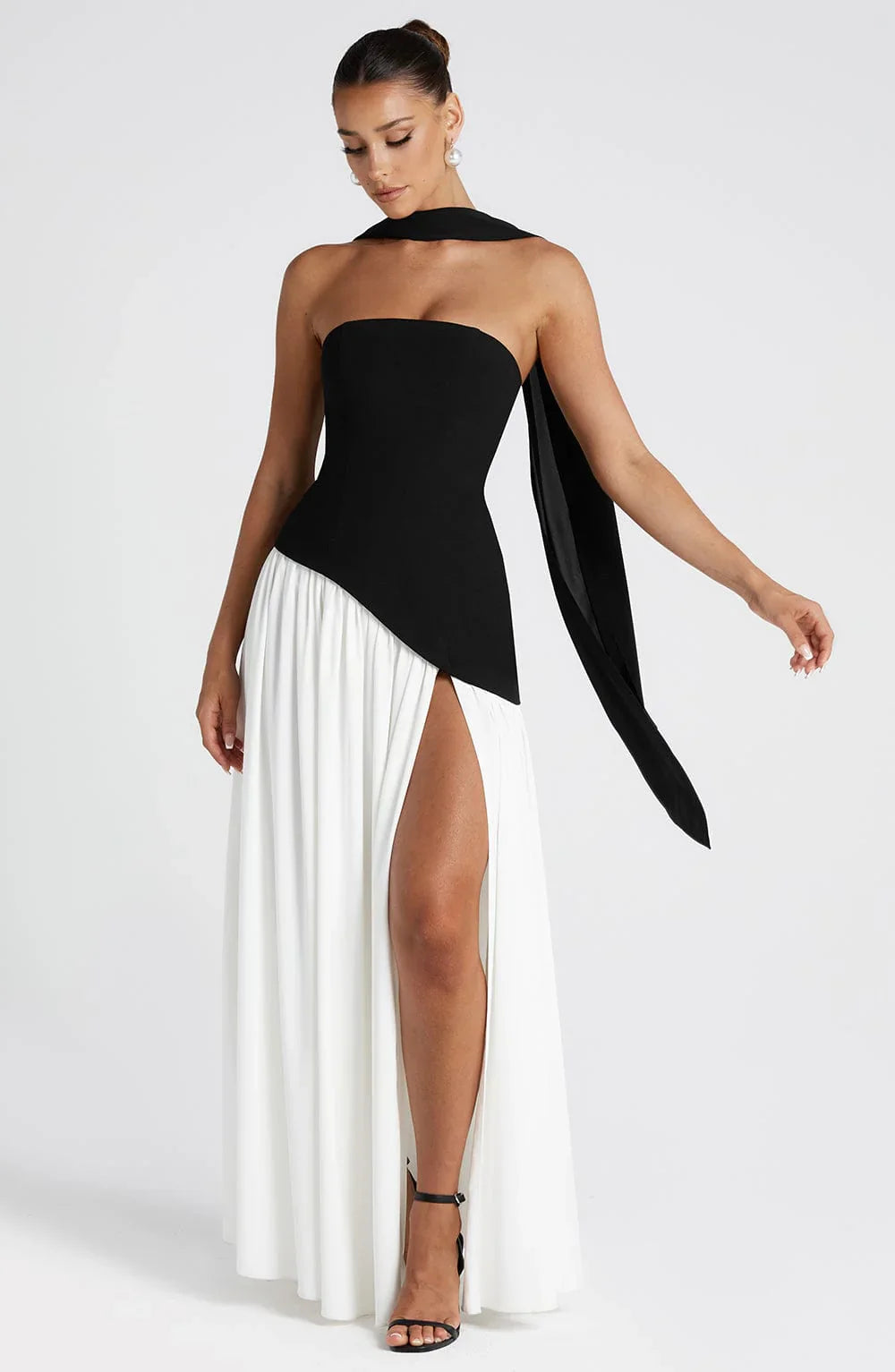 Aura Maxi Dress - Negro-Blanco