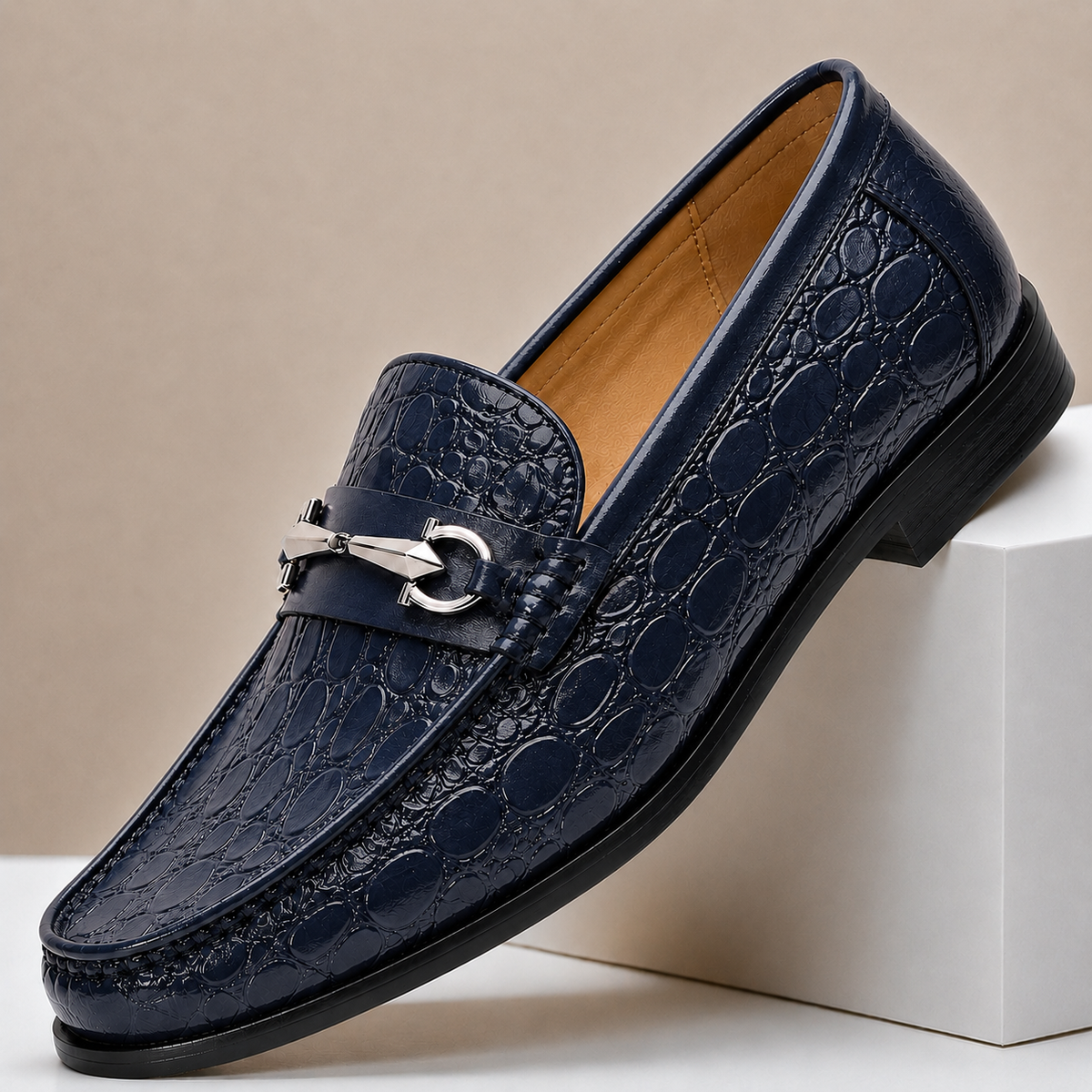 Mocassini Dorvaro blu in pelle goffrata