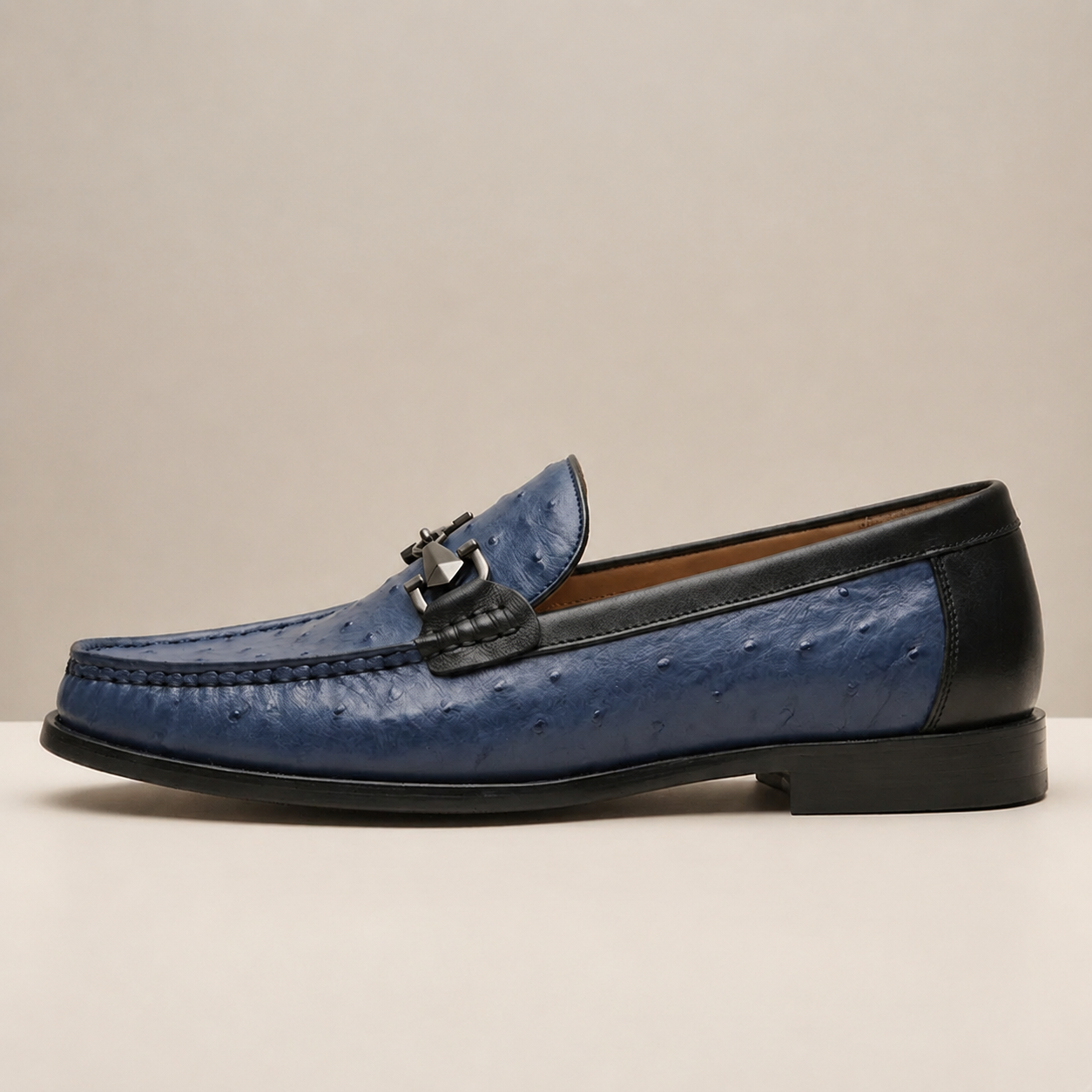 Mocassino Orvani blu scuro in pelle – vista laterale
