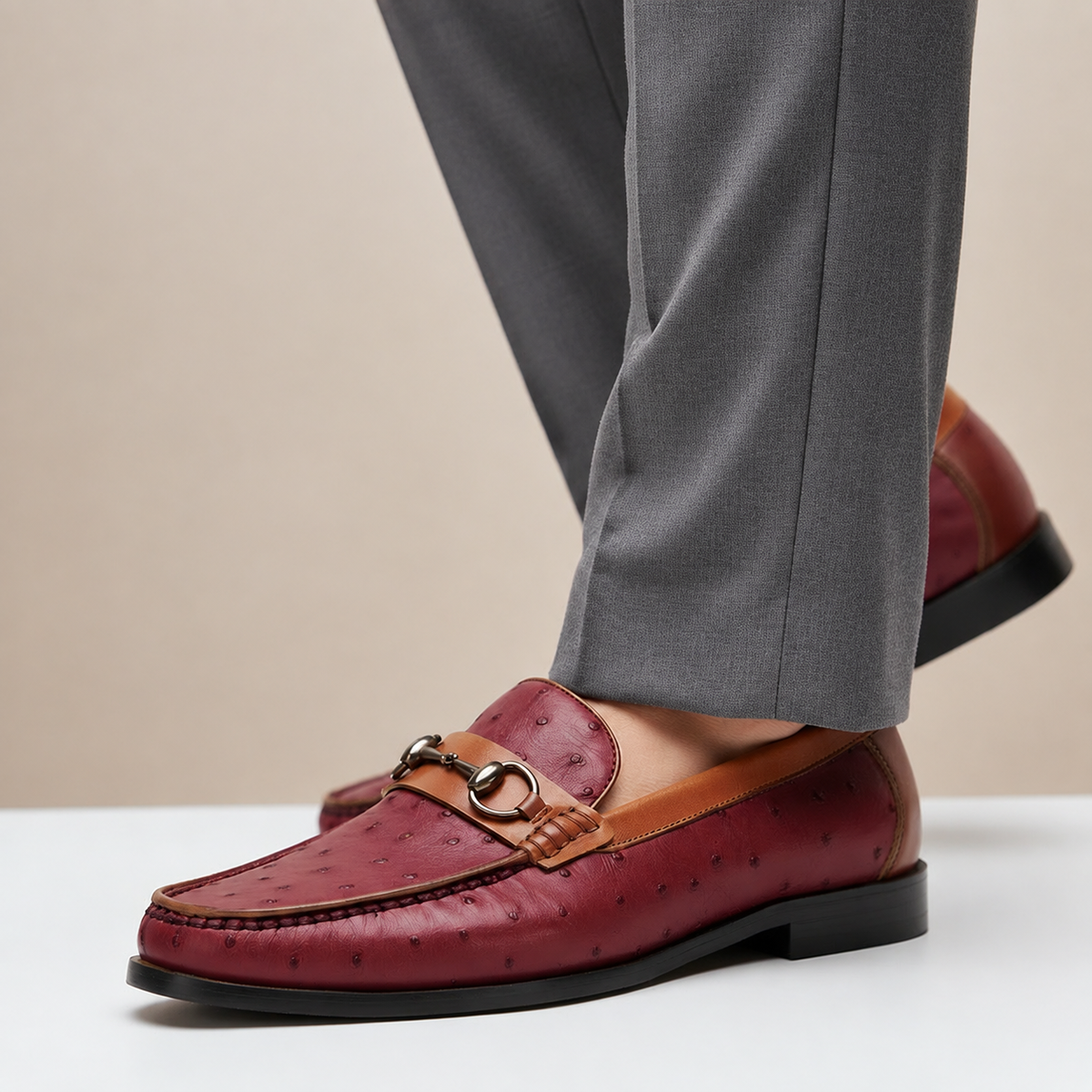 Mocassino Orvani bordeaux in pelle – modello indossato