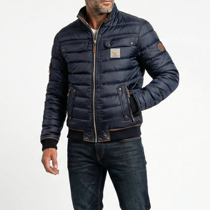 Giacca Russell blu navy indossata, vista frontale