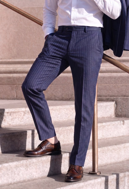 Scarpe brogue Wingtip marroni indossate