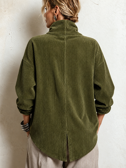 Top Chic Asimmetrico in Velluto a Coste con Collo Alto | Oliva | vista posteriore