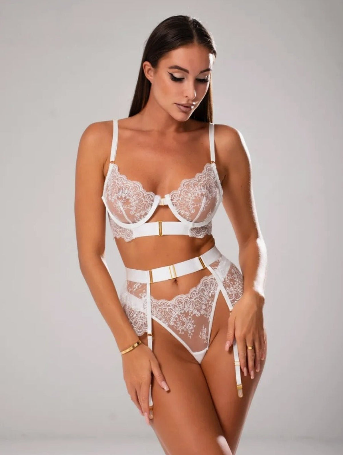 Verona | Completo di lingerie bianco, vista frontale